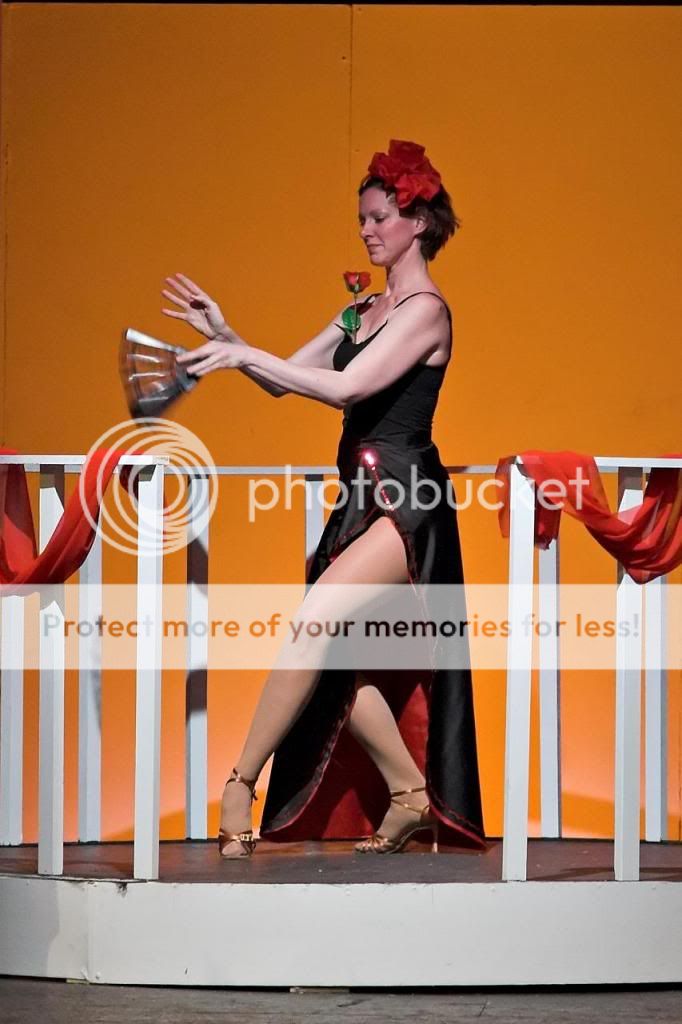 IMAGE: http://i392.photobucket.com/albums/pp9/hamacting/200702%20-%20EMT%20-%20The%20Boy%20Friend/3115754818_2afa84552d_o.jpg