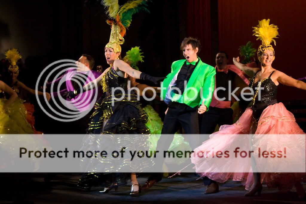 IMAGE: http://i392.photobucket.com/albums/pp9/hamacting/Theatre%20Guild%20-%20Copacabana/TheatreGuild_Copcabana_2_055.jpg